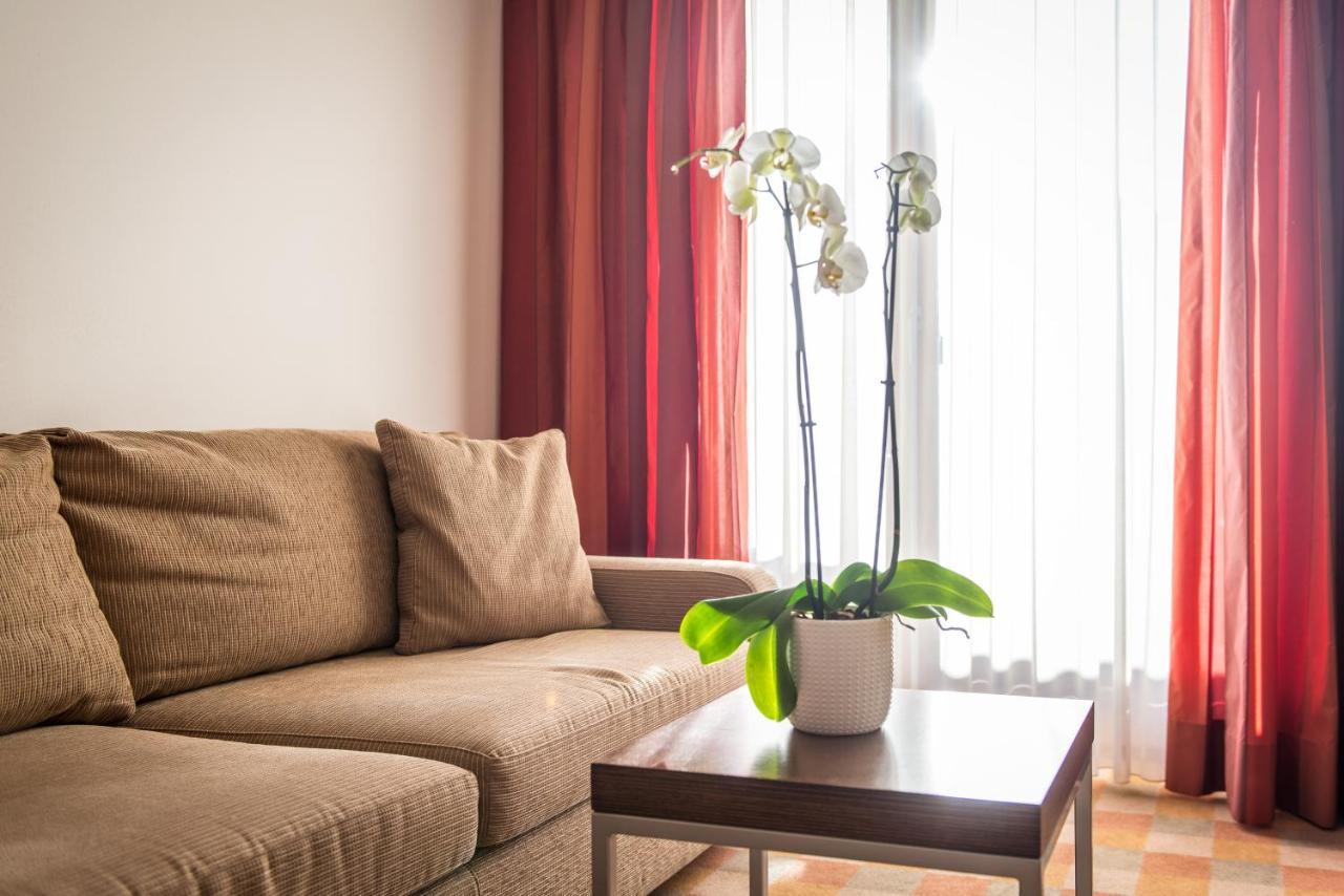 Hotel Tubris Campo Tures Bagian luar foto