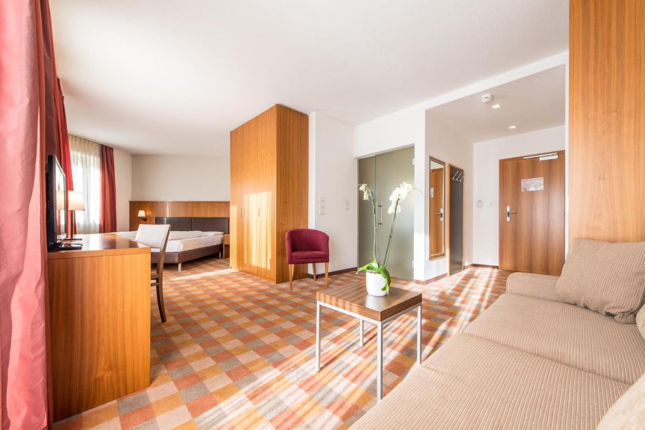 Hotel Tubris Campo Tures Bagian luar foto