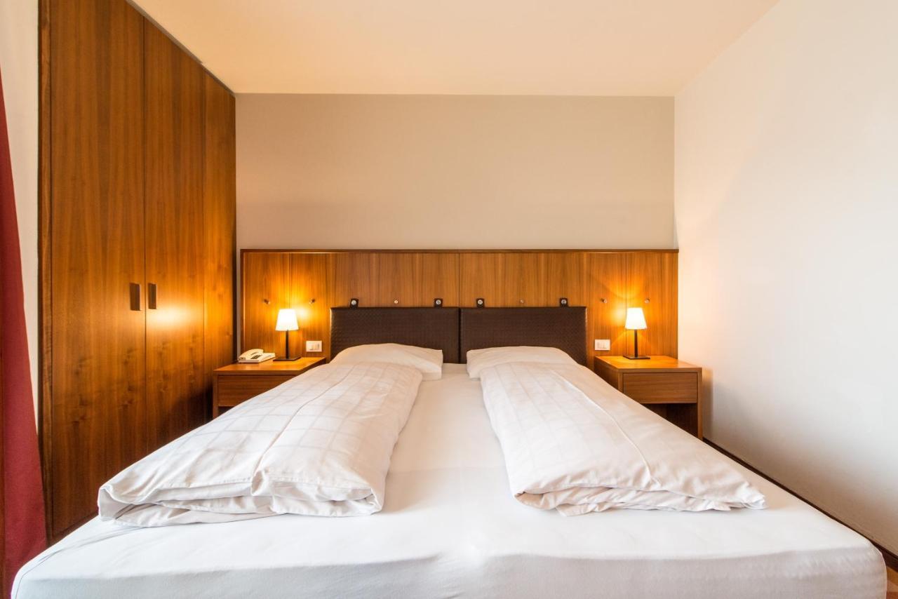 Hotel Tubris Campo Tures Bagian luar foto