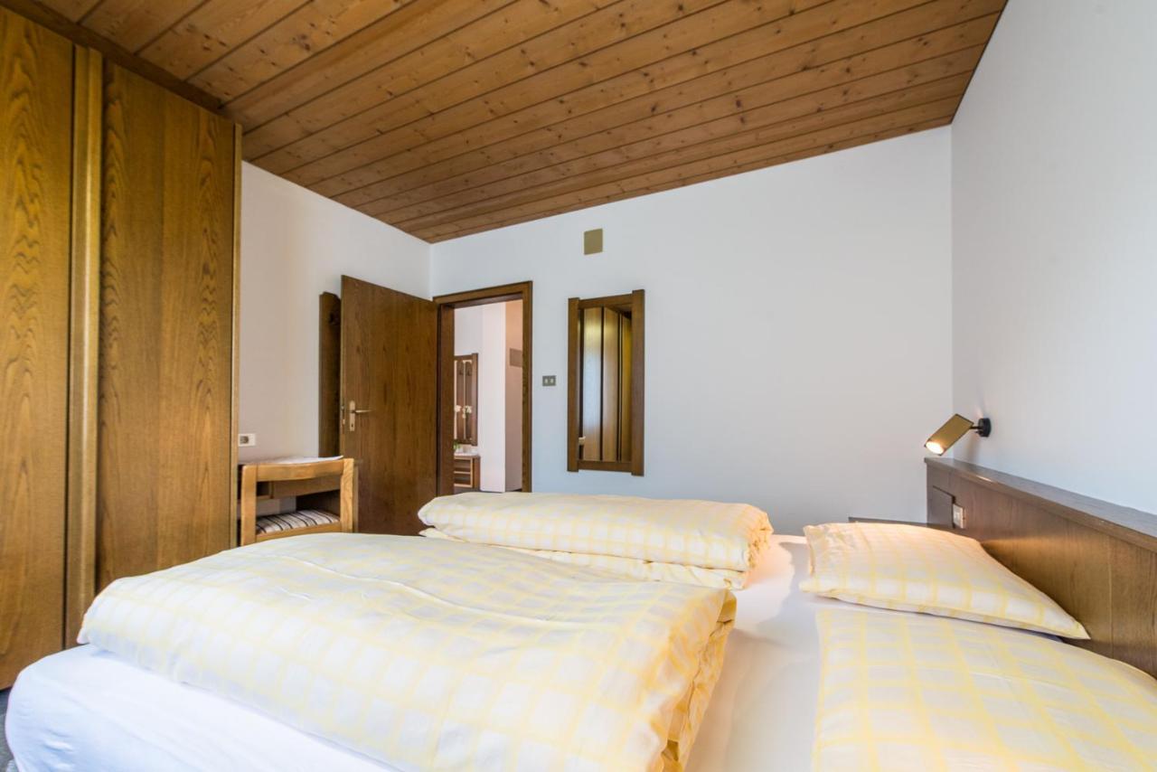 Hotel Tubris Campo Tures Bagian luar foto