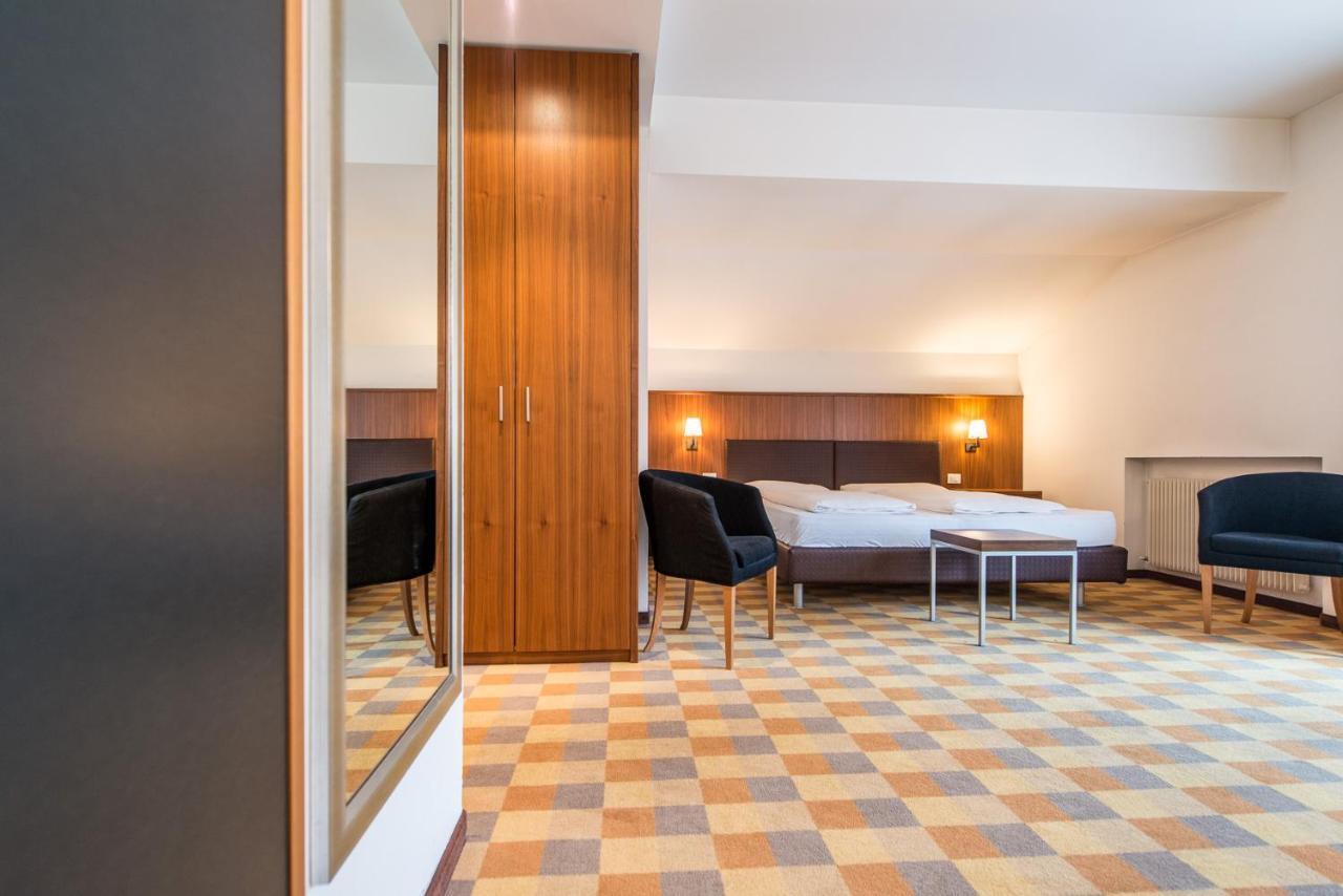 Hotel Tubris Campo Tures Bagian luar foto