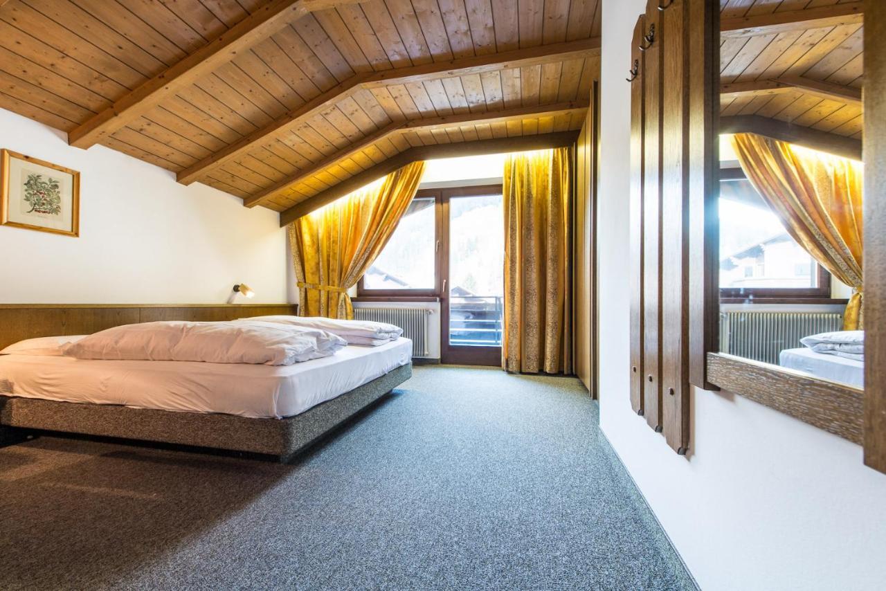 Hotel Tubris Campo Tures Bagian luar foto